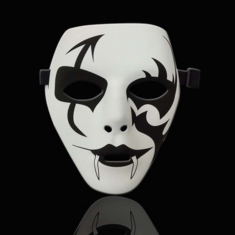 Halloween masks, experience thrills, create thrills, and enjoy the fun of parties_voghion.com